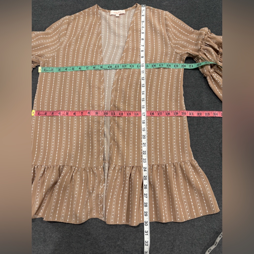 Chic Tan Ruffled Cardigan Size S - Picture 3 of 6